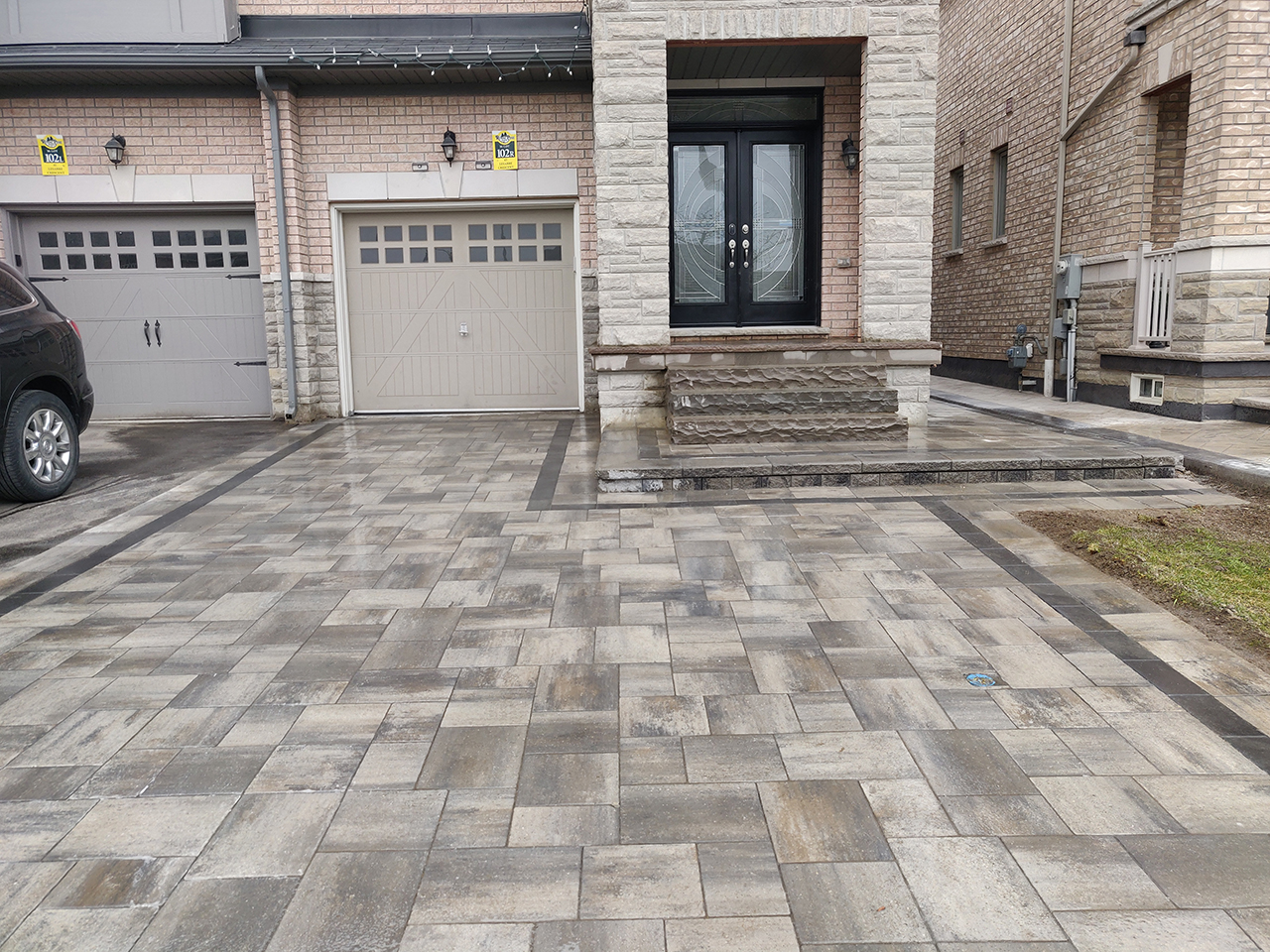 driveway interlocking semi detach house