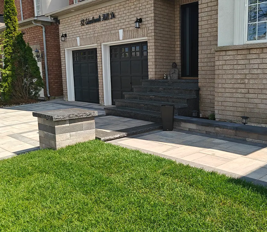 Front entrance interlock walkway and steps installed by interlocking contractors in Brampton Ontario
